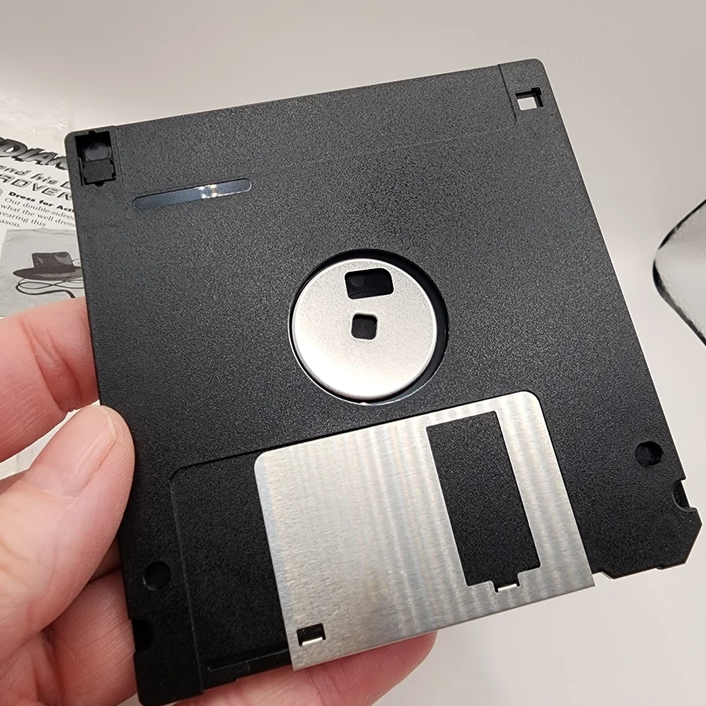 Indiana Jones and His Desktop Adventures (PC 1996) 3.5
